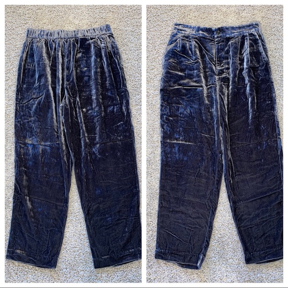 Madewell Pants - Madewell Velvet Tapered Pleat Pull-On Pants Black Coal Size Medium